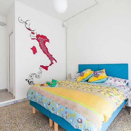 Vino E Vinili Bed & Breakfast Rome Exterior photo